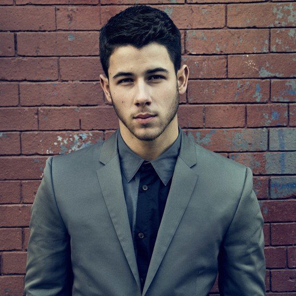 Nick Jonas: la storia di un artista poliedrico